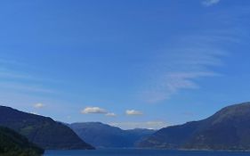 Kinsarvik Hostel